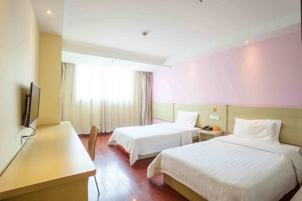 7Days Inn Chongqing Daxigou Renhe Street Room photo