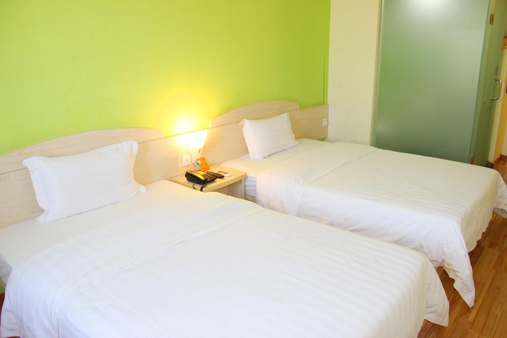 7Days Inn Chongqing Daxigou Renhe Street Exterior photo