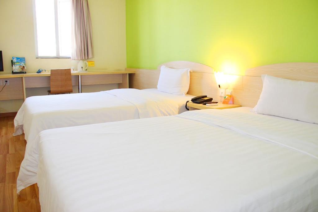 7Days Inn Chongqing Daxigou Renhe Street Exterior photo
