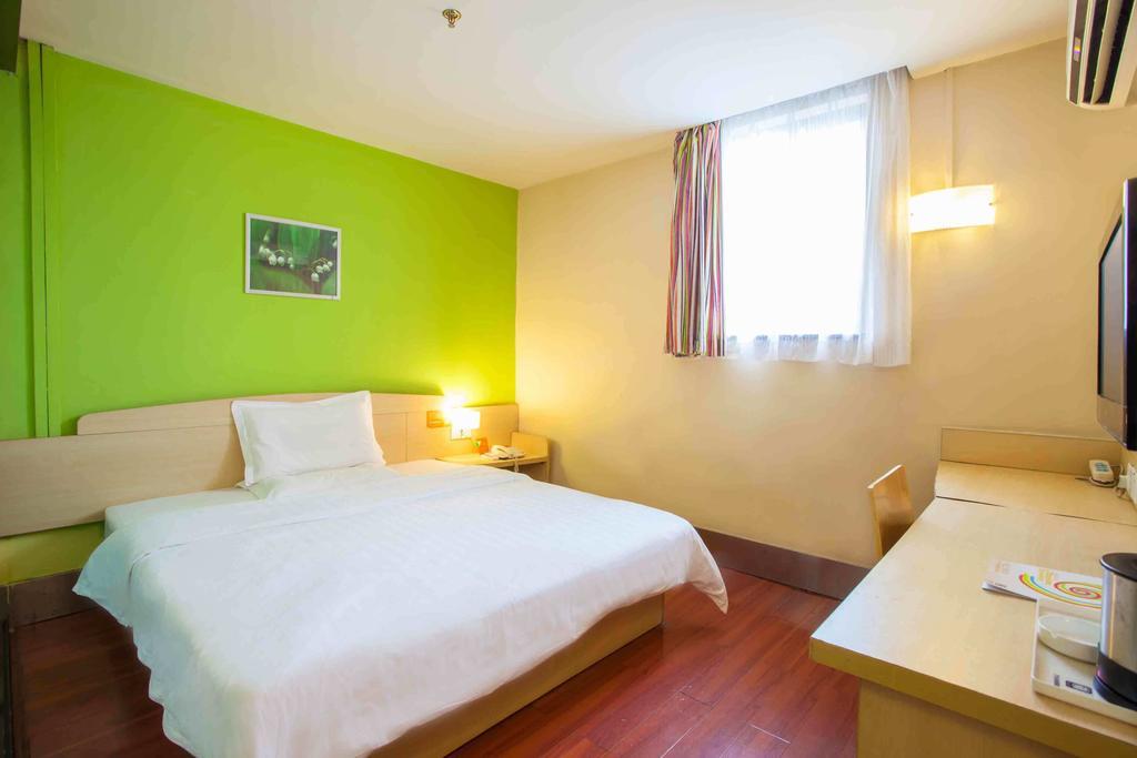 7Days Inn Chongqing Daxigou Renhe Street Room photo